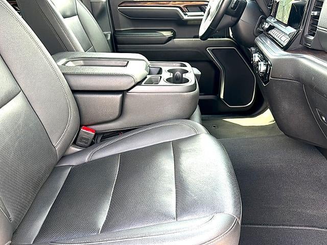 2025 GMC Sierra 1500 Crew Cab Short Box 2-Wheel Drive SLT
