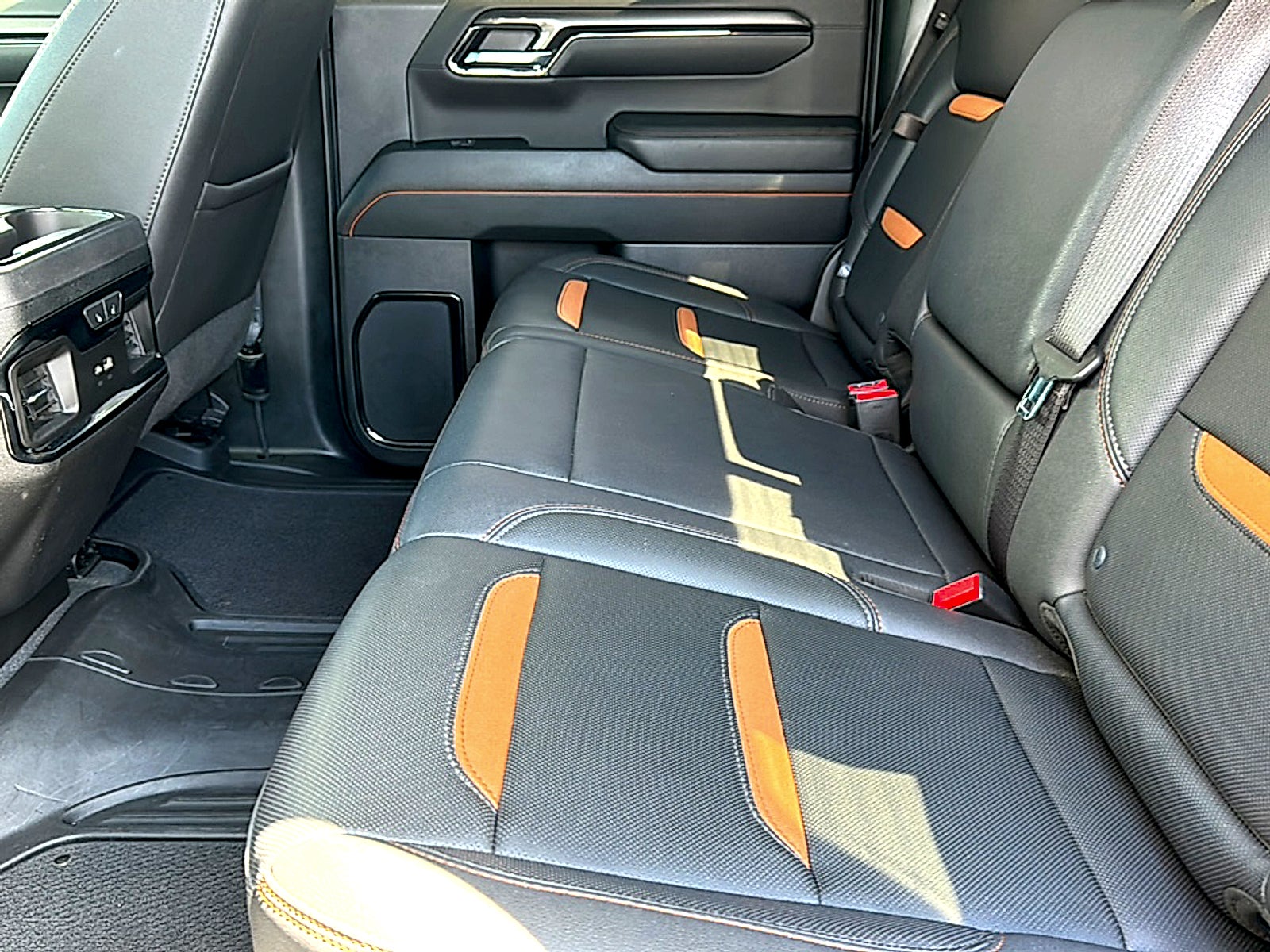 2024 GMC Sierra 1500 4WD Crew Cab Short Box AT4
