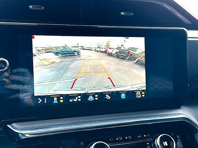 2023 GMC Sierra 1500 Crew Cab Short Box 4-Wheel Drive Denali