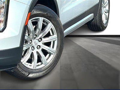 2022 Cadillac XT4 FWD 4dr Premium Luxury