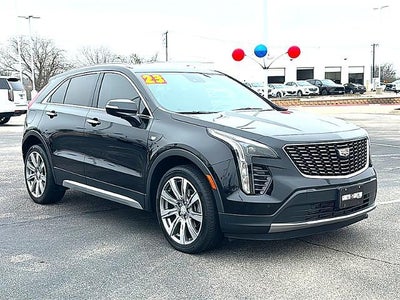 2023 Cadillac XT4 FWD 4dr Premium Luxury
