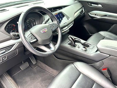 2023 Cadillac XT4 FWD 4dr Premium Luxury