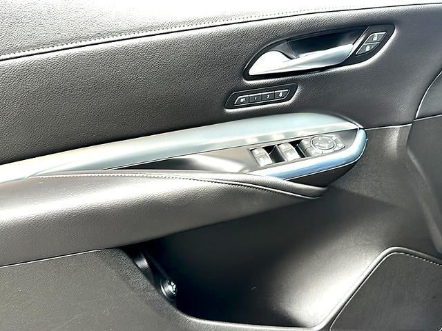 2023 Cadillac XT4 FWD 4dr Premium Luxury