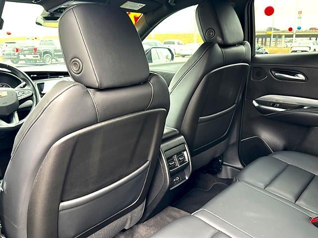 2023 Cadillac XT4 FWD 4dr Premium Luxury