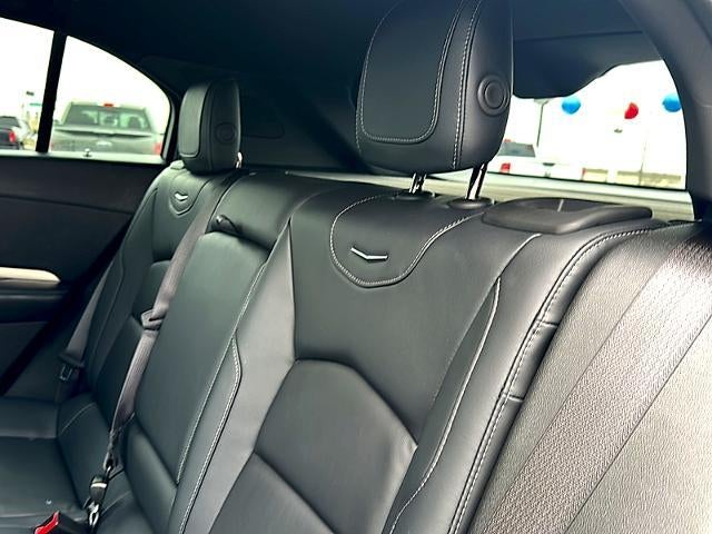 2023 Cadillac XT4 FWD 4dr Premium Luxury