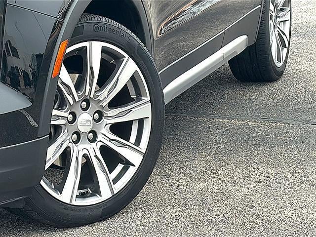 2023 Cadillac XT4 FWD 4dr Premium Luxury