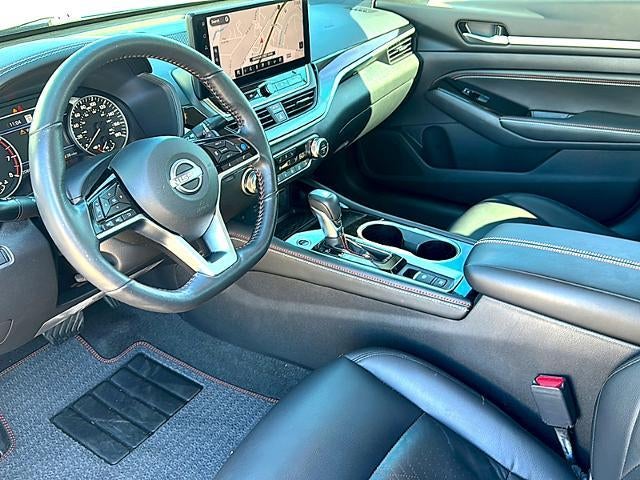 2023 Nissan Altima 2.0 SR Sedan