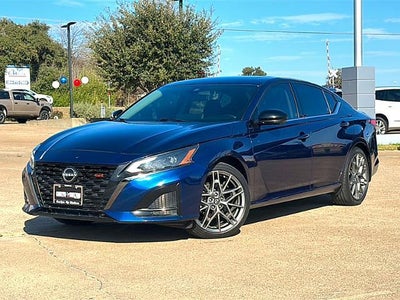 2023 Nissan Altima 2.0 SR Sedan
