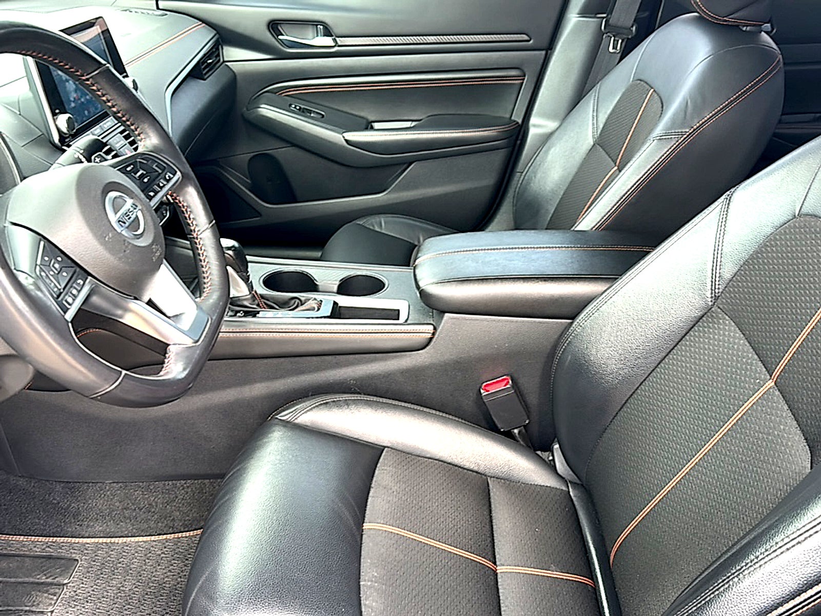 2022 Nissan Altima SR FWD