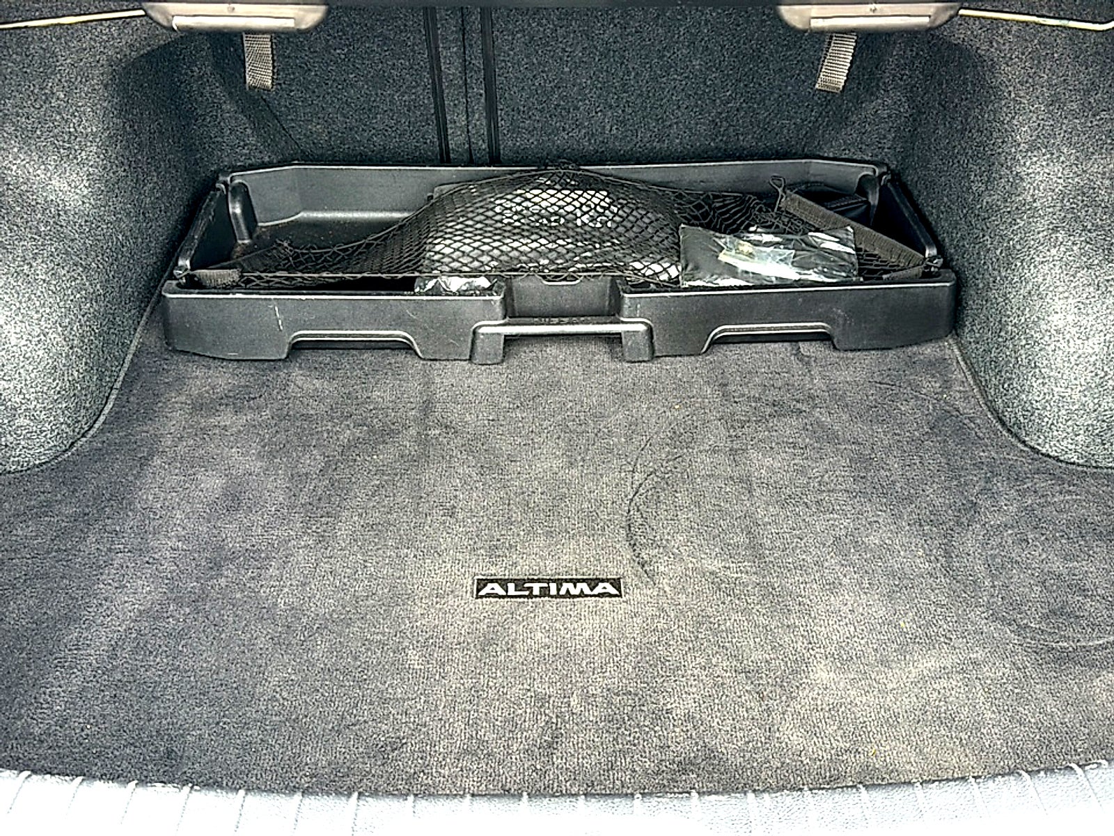 2022 Nissan Altima SR FWD