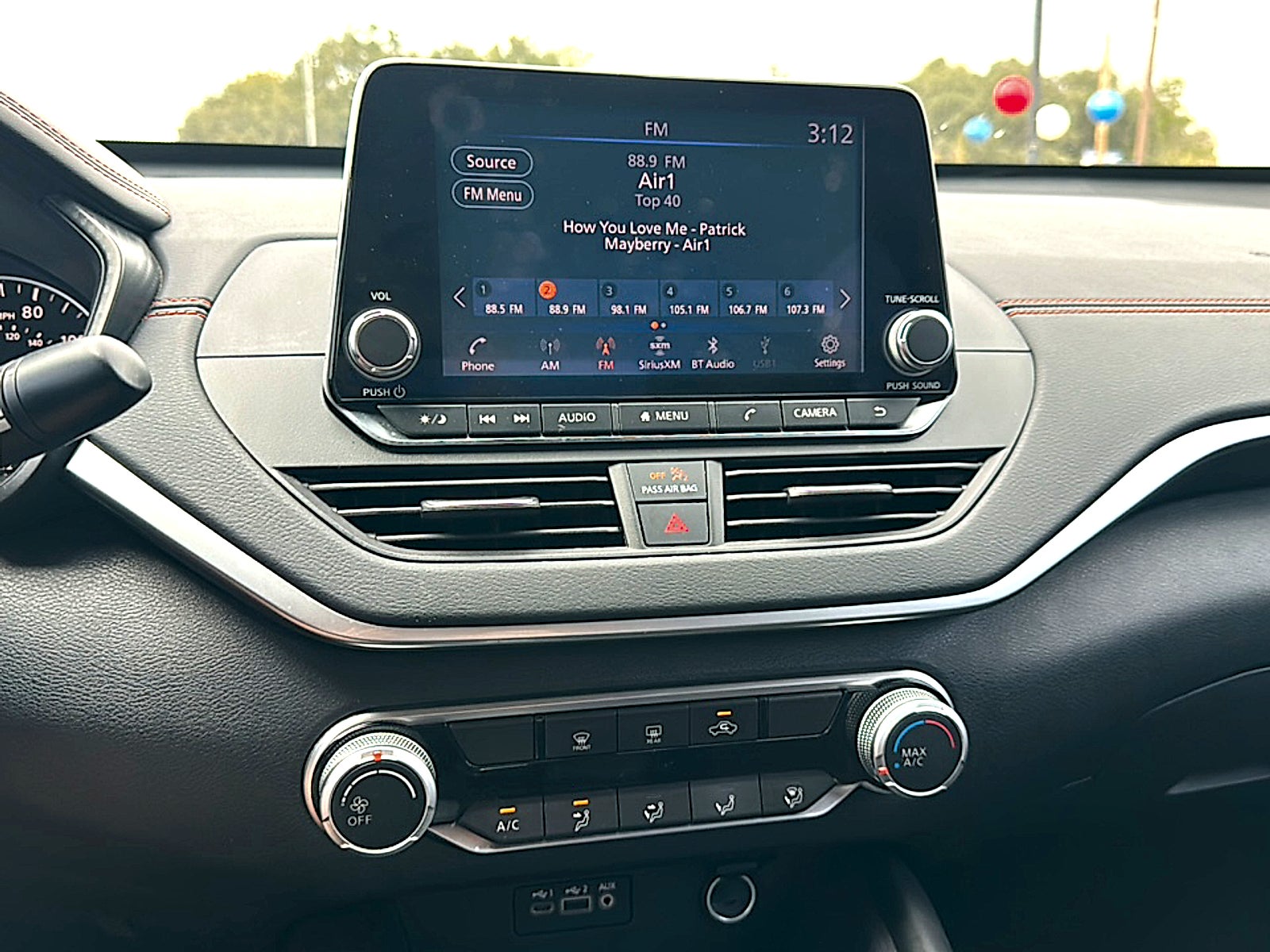 2022 Nissan Altima SR FWD