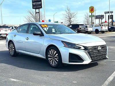 2024 Nissan Altima 2.5 SV Sedan