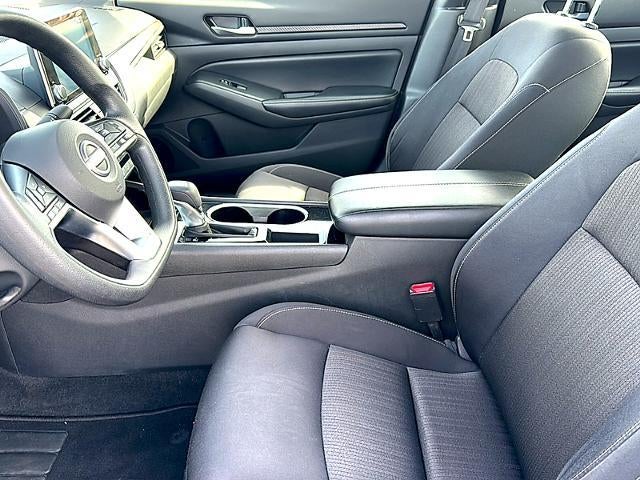 2024 Nissan Altima 2.5 SV Sedan