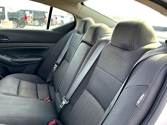 2024 Nissan Altima 2.5 SV Sedan