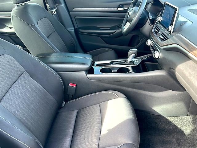 2024 Nissan Altima 2.5 SV Sedan