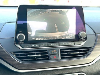 2024 Nissan Altima 2.5 SV Sedan