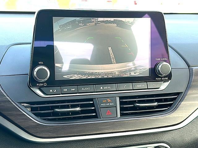 2024 Nissan Altima 2.5 SV Sedan