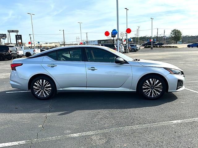 2024 Nissan Altima 2.5 SV Sedan