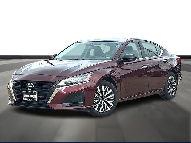 2024 Nissan Altima 2.5 SV Sedan