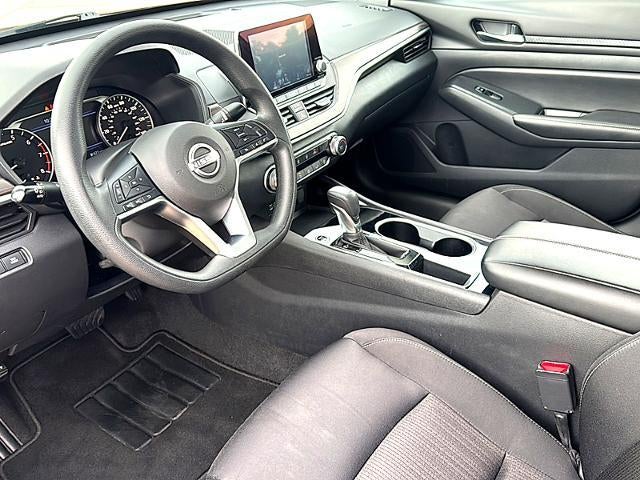 2024 Nissan Altima 2.5 SV Sedan
