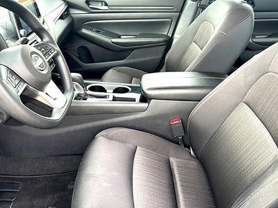 2024 Nissan Altima 2.5 SV Sedan