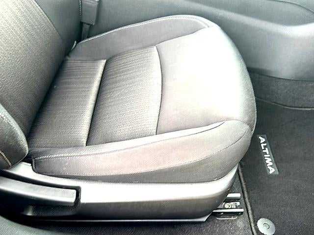 2024 Nissan Altima 2.5 SV Sedan