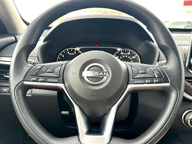 2024 Nissan Altima 2.5 SV Sedan