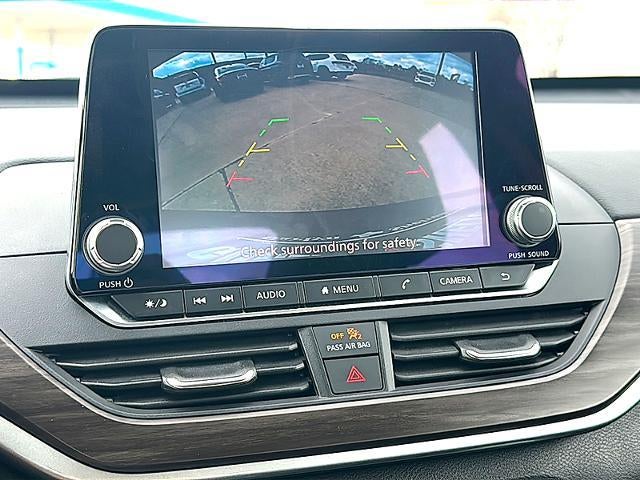 2024 Nissan Altima 2.5 SV Sedan