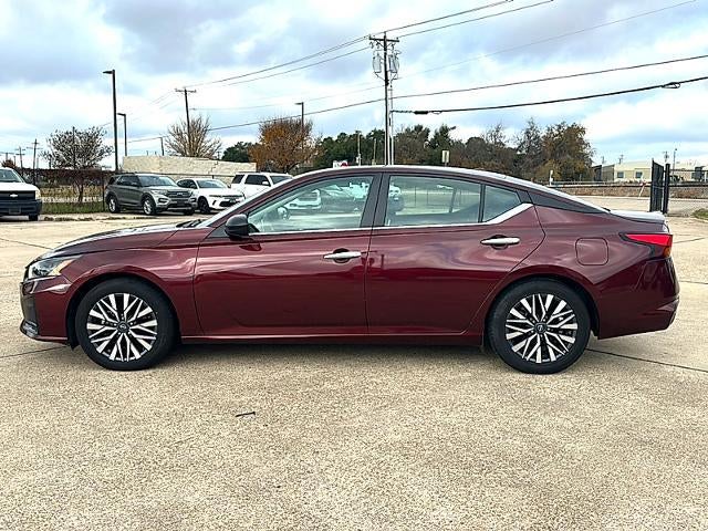 2024 Nissan Altima 2.5 SV Sedan