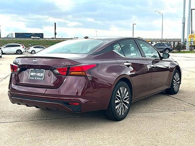 2024 Nissan Altima 2.5 SV Sedan