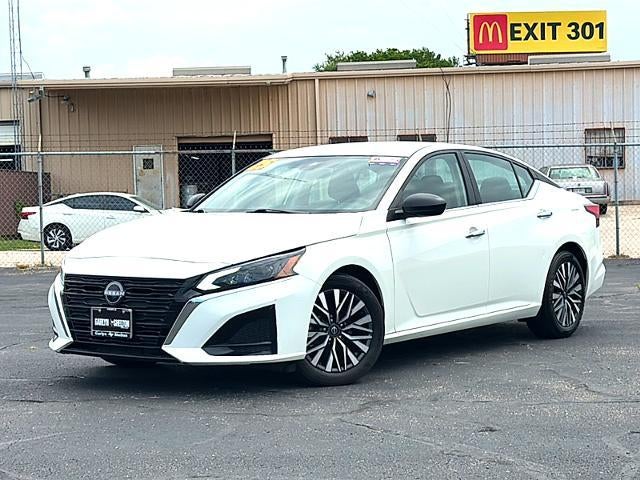 2025 Nissan Altima SV FWD