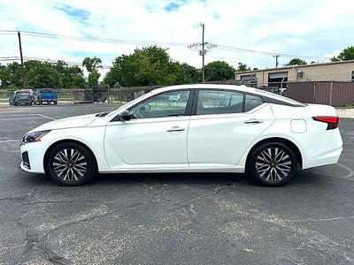 2025 Nissan Altima SV FWD