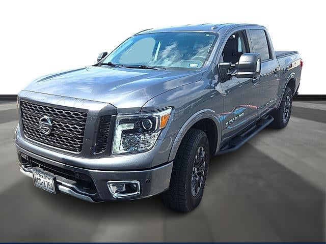 2019 Nissan Titan PRO-4X 4X4 Crew Cab's photo