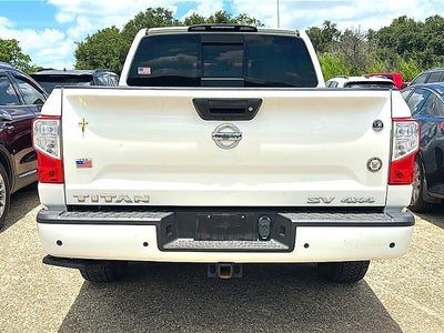 2021 Nissan Titan 4x4 Crew Cab SV