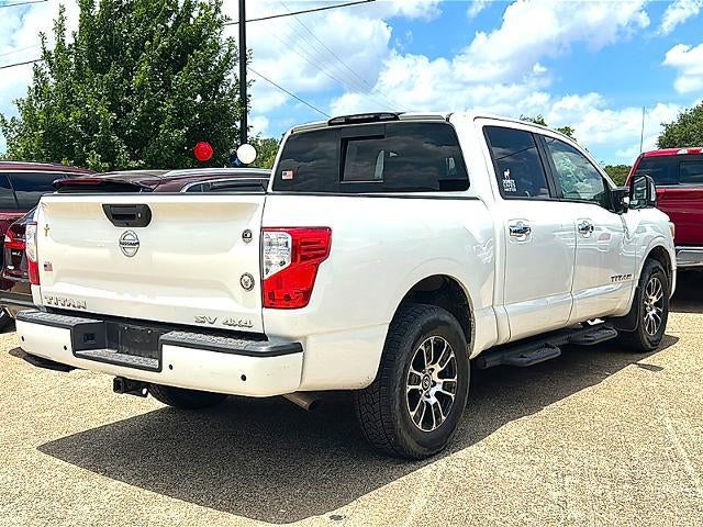 2021 Nissan Titan 4x4 Crew Cab SV
