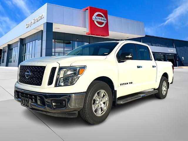 2019 Nissan Titan 4x2 Crew Cab SV