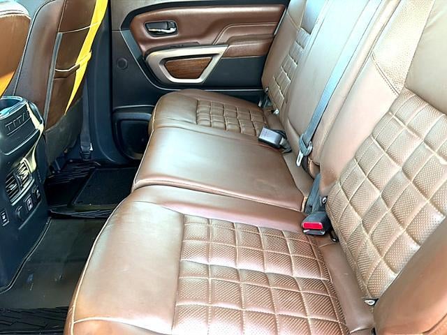 2022 Nissan Titan XD 4x4 Crew Cab Platinum Reserve