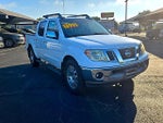 2010 Nissan Frontier 2WD Crew Cab SWB Auto LE