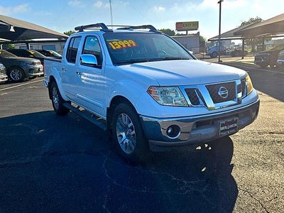2010 Nissan Frontier 2WD Crew Cab SWB Auto LE