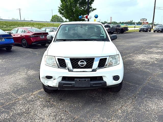 2016 Nissan Frontier 4WD Crew Cab SWB Auto SV