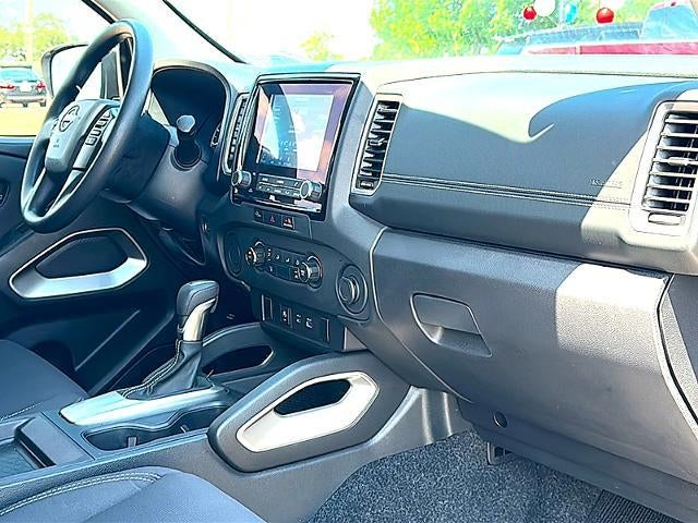 2024 Nissan Frontier Crew Cab 4x2 SV