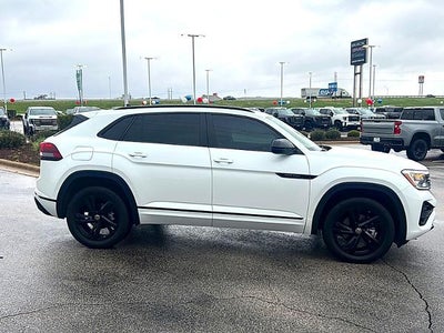 2025 Volkswagen Atlas Cross Sport 2.0T SEL R-Line Black 4MOTION