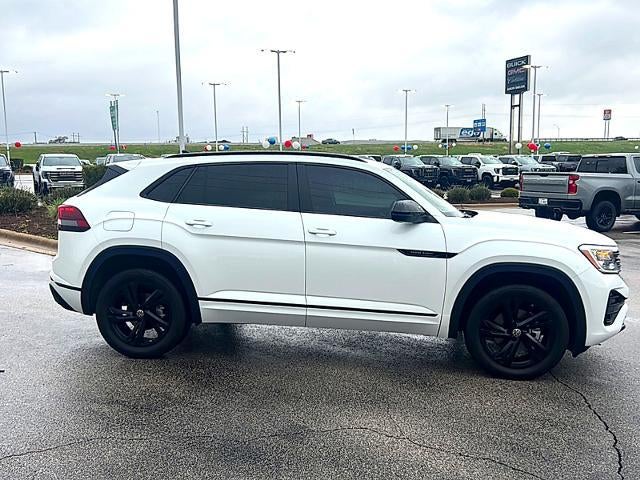 2025 Volkswagen Atlas Cross Sport 2.0T SEL R-Line Black 4MOTION