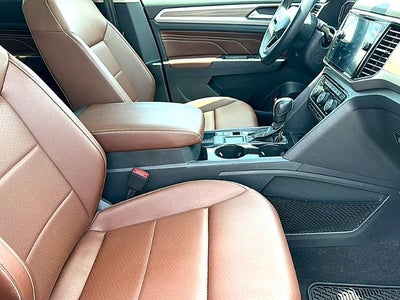 2021 Volkswagen Atlas 2021.5 3.6L V6 SEL FWD
