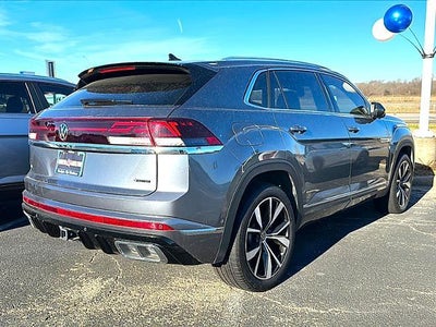 2024 Volkswagen Atlas Cross Sport 2.0T SEL Premium R-Line 4MOTION