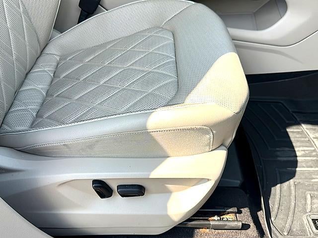 2024 Volkswagen Atlas 2.0T SEL Premium R-Line 4MOTION