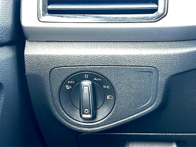 2020 Volkswagen Atlas Cross Sport 3.6L V6 SEL R-Line FWD