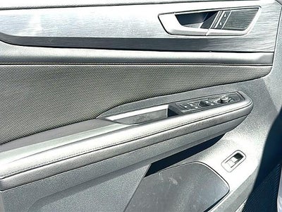 2024 Volkswagen Atlas Cross Sport 2.0T SE w/Technology FWD