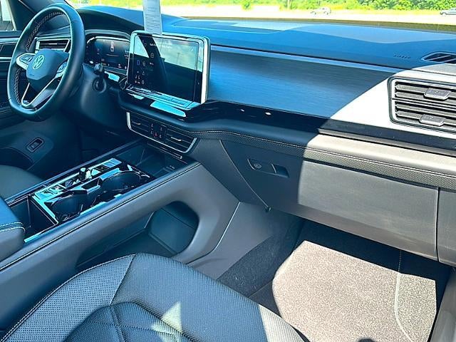 2024 Volkswagen Atlas Cross Sport 2.0T SE w/Technology FWD