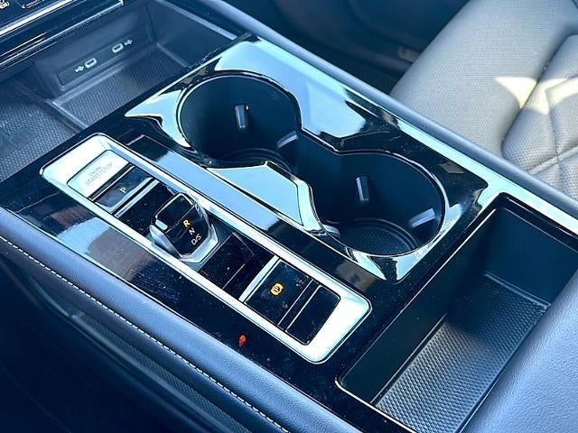 2024 Volkswagen Atlas Cross Sport 2.0T SE w/Technology FWD